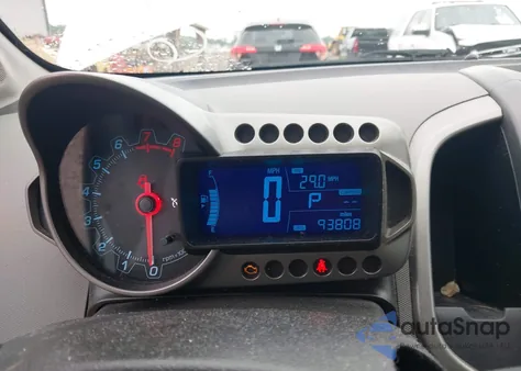 2015 Chevrolet Sonic Lt Auto z USA, uszkodzony, nr VIN 1G1JC6SH7F4104206